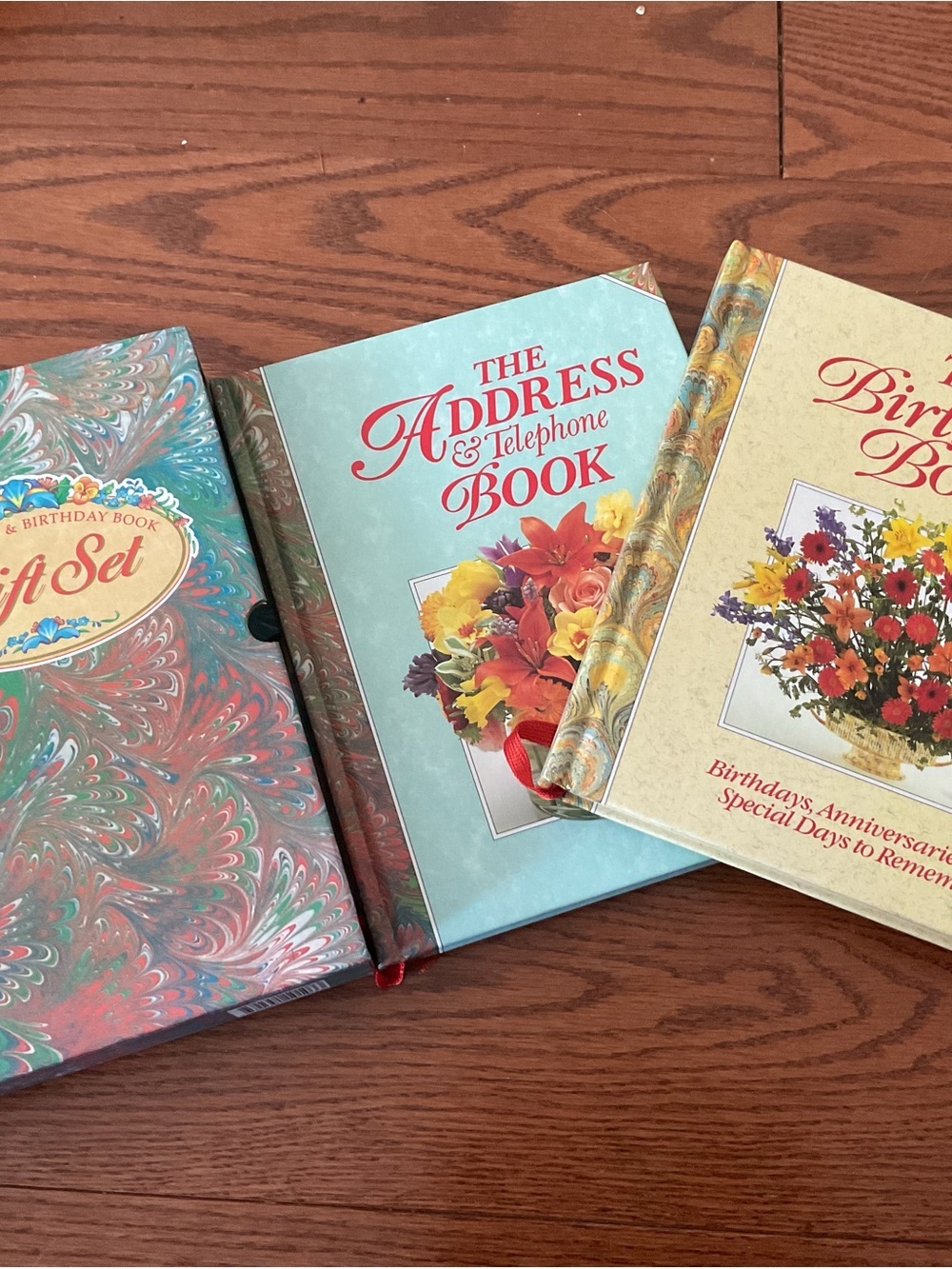 A gift set two hardcover books, address book and Birthday book- new or like new